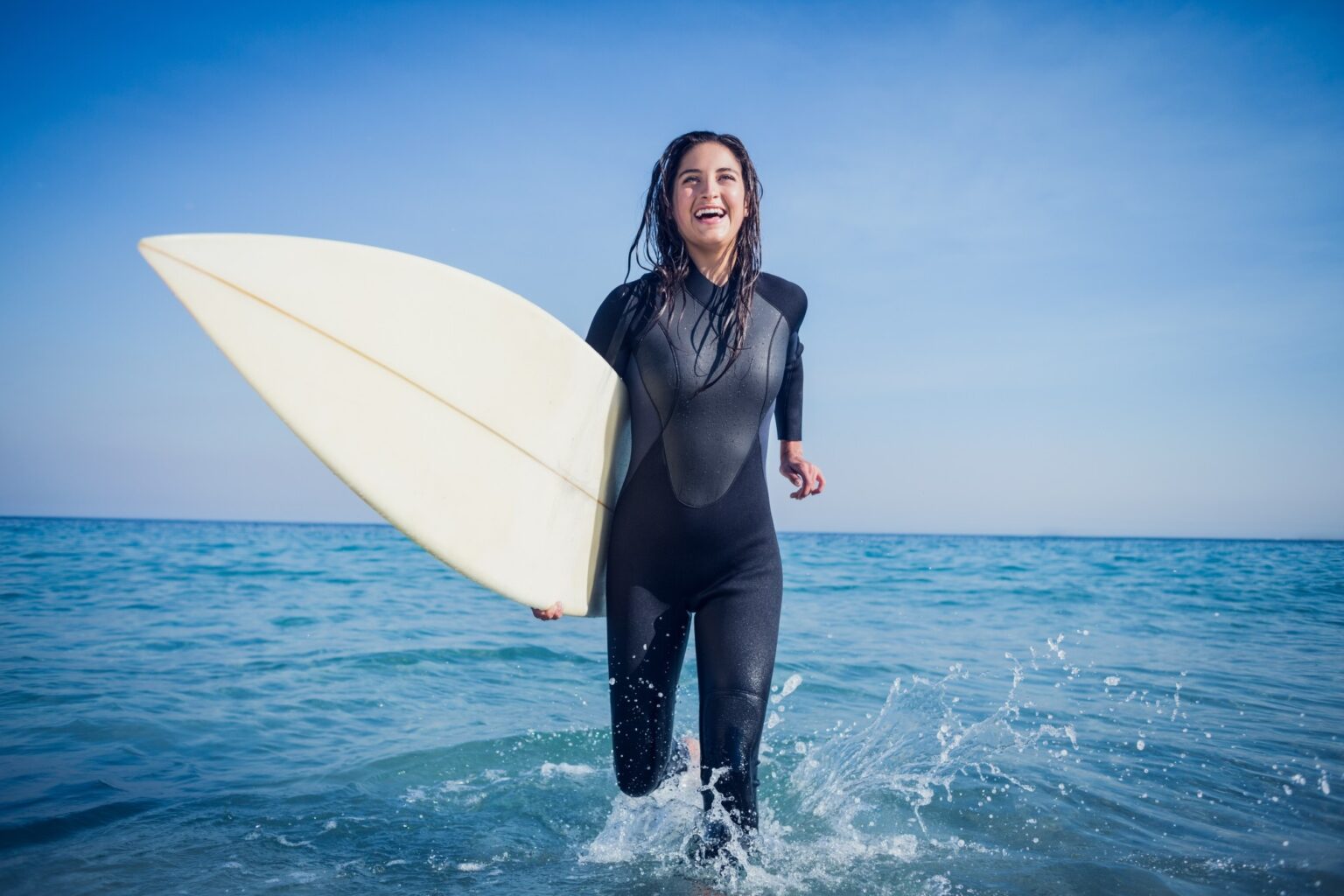 what-are-the-benefits-of-wearing-a-wet-suit-decobizz-lifestyle-blog